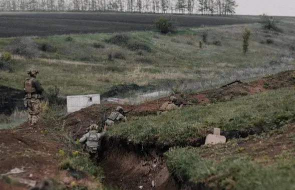 Беларусы адпрацоўваюць зачыстку акопаў
