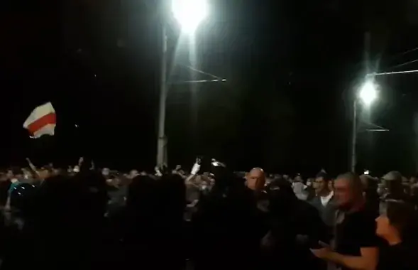Ночные протесты в Бресте в августе 2020-го
