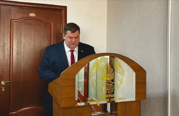 Глава района пожаловался на нехватку кадров в его администрации
