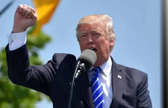 Дональд Трамп
