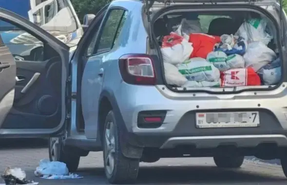 Автомобиль на белорусских номерах с подозрительным грузом
