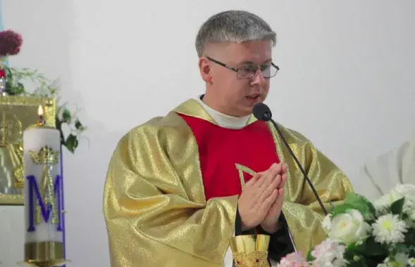 Анджэй Юхневіч 
