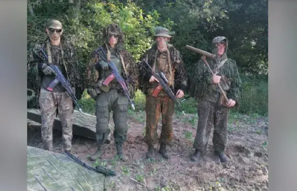 Военные "замаскировались"

