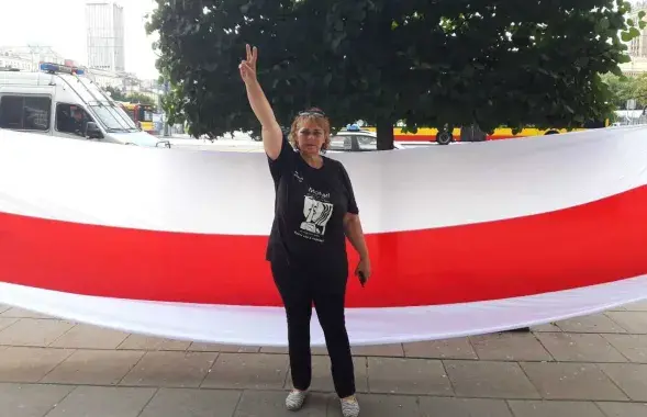 Елена Янушковская
