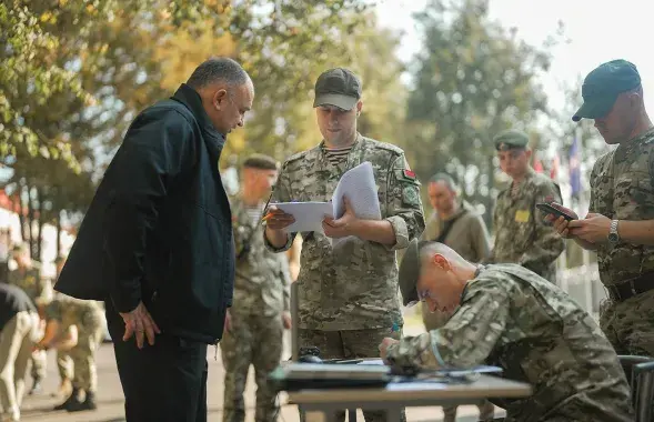 З "ветэранамі" праводзяць рэгулярныя зборы
