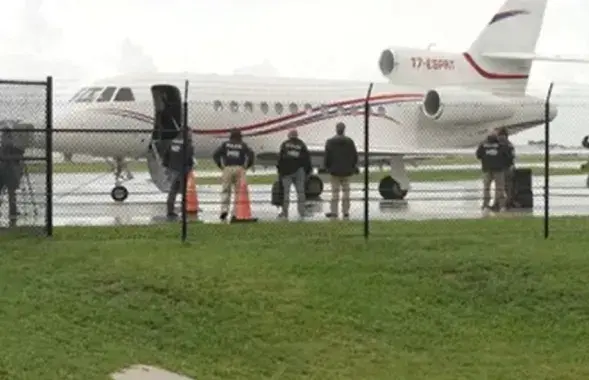 Dassault Falcon 900 стоит 13 миллионов долларов
