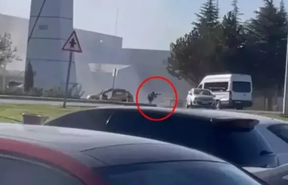 Фото террориста сделал очевидец происшествия
