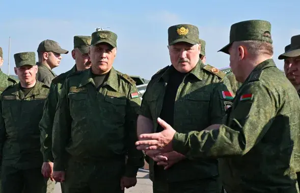"Аналаг" спачатку паказалі Аляксандру Лукашэнку
