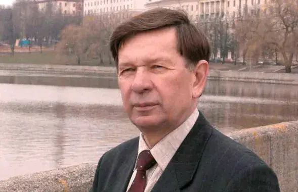 Владимир Каризна
