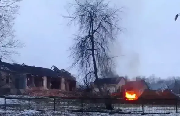 Снос конюшен на территории логойской усадьбы Тышкевичей
