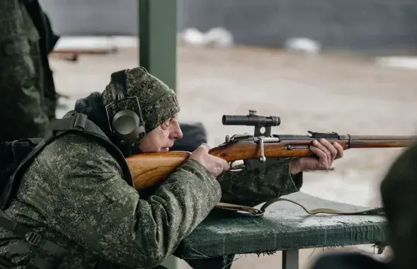 Паляўнічых вучаць на снайпераў
