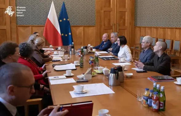 Руководство ОПК встречается с министром национального образования Польши
