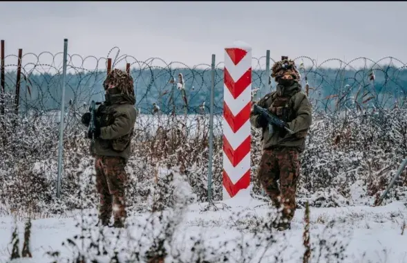 Польскія салдаты на мяжы з Беларуссю
