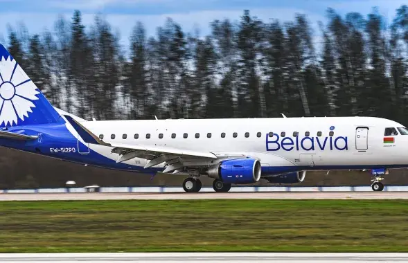 Embraer 175 вымушана замянілі на Boeing 737
