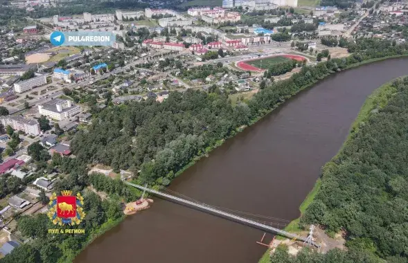 Падвесны пешаходны мост праз Нёман
