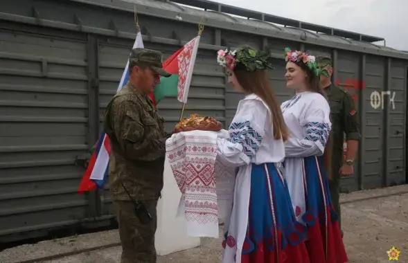 Расійскія вайскоўцы прыбылі ў Беларусь
