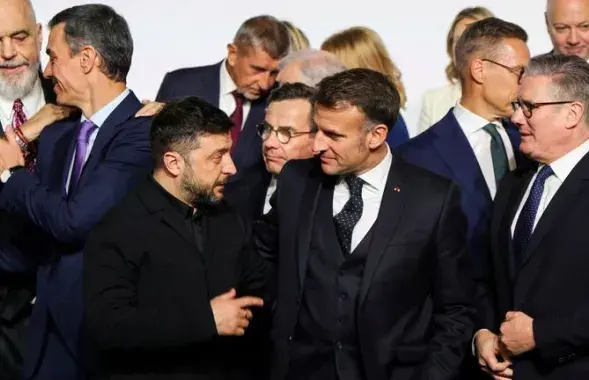 Уладзімір Зяленскі,&nbsp;Эмануэль Макрон&nbsp;і Кір Стармер
