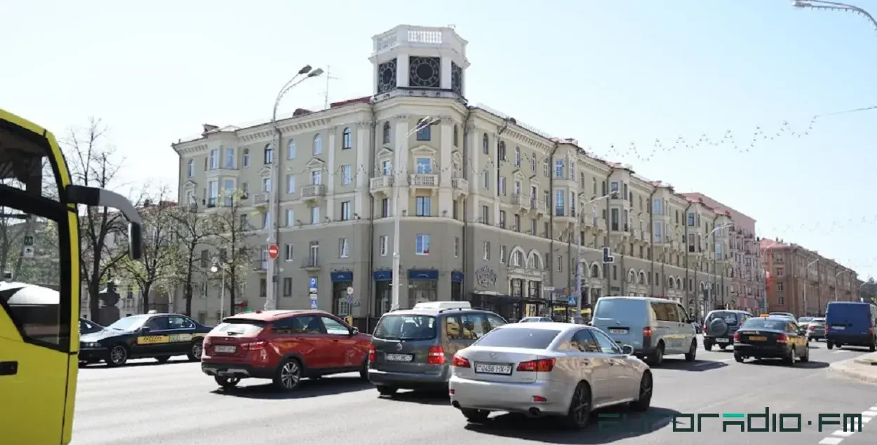 Аўтамабілі ў Мінску / З архіву Еўрарадыё
