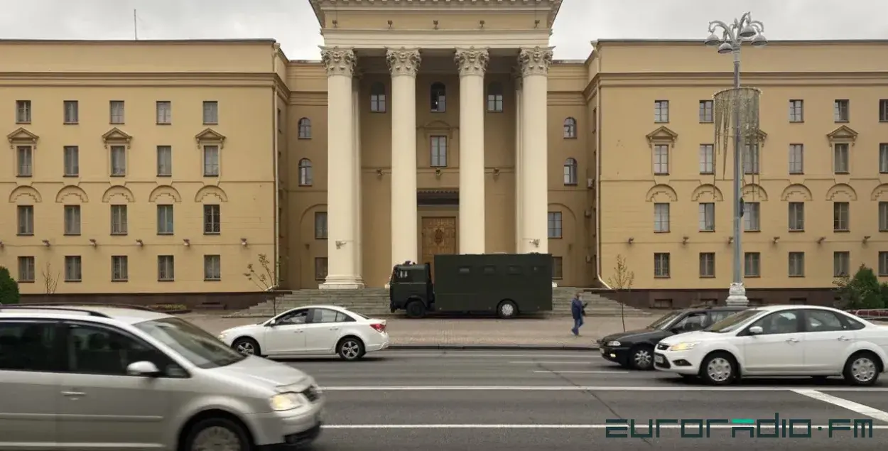 Бывшими наблюдателями занимаются сотрудники КГБ