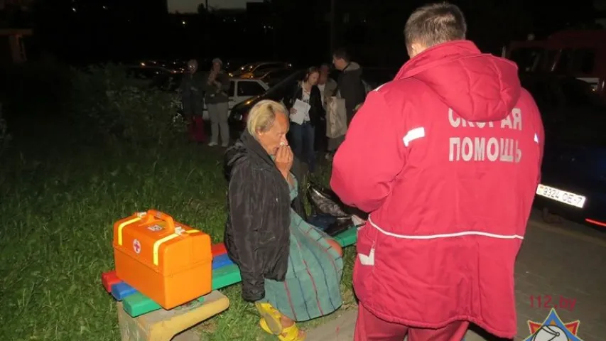 Пажар у Мінску: 1 чалавек загінуў, 15 эвакуяваныя (фота)
